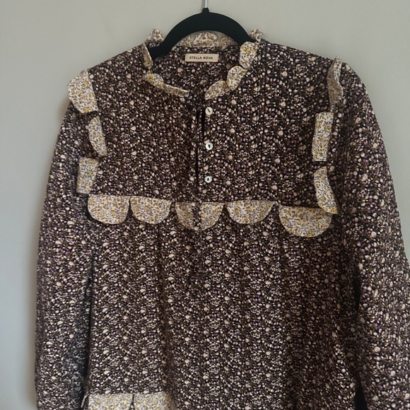 STELLA NOVA Loan Dress in Flower Bud Dark Purple Atterley In Brown - Picture 4 of 10